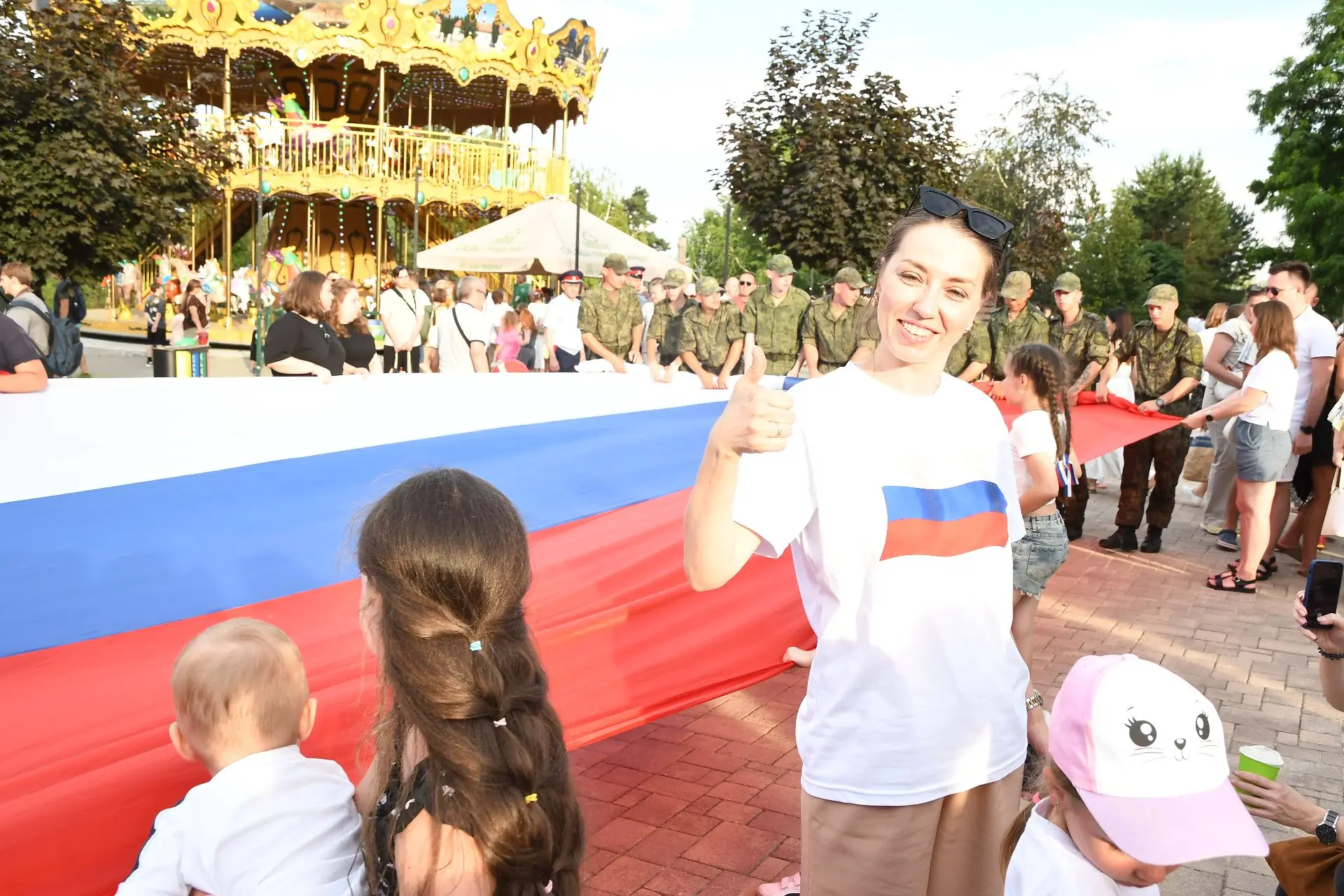 Настроение Дня России в Волгограде