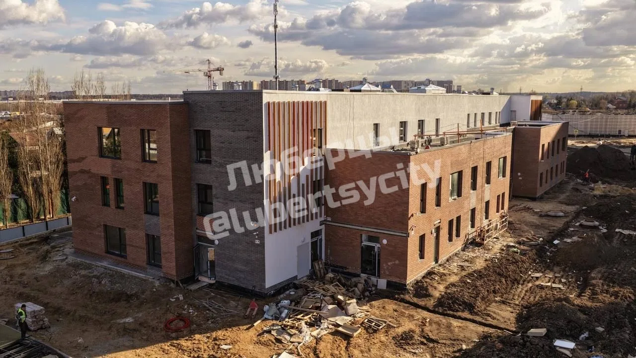 В Люберцах к сентябрю откроют новый детский сад на 285 мест. Строительство в ЖК Егорово Парк подходи