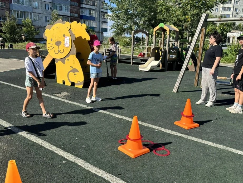 🎉Яркие дни детства: «Двор Первых. Перезагрузка» зажигает Амурск