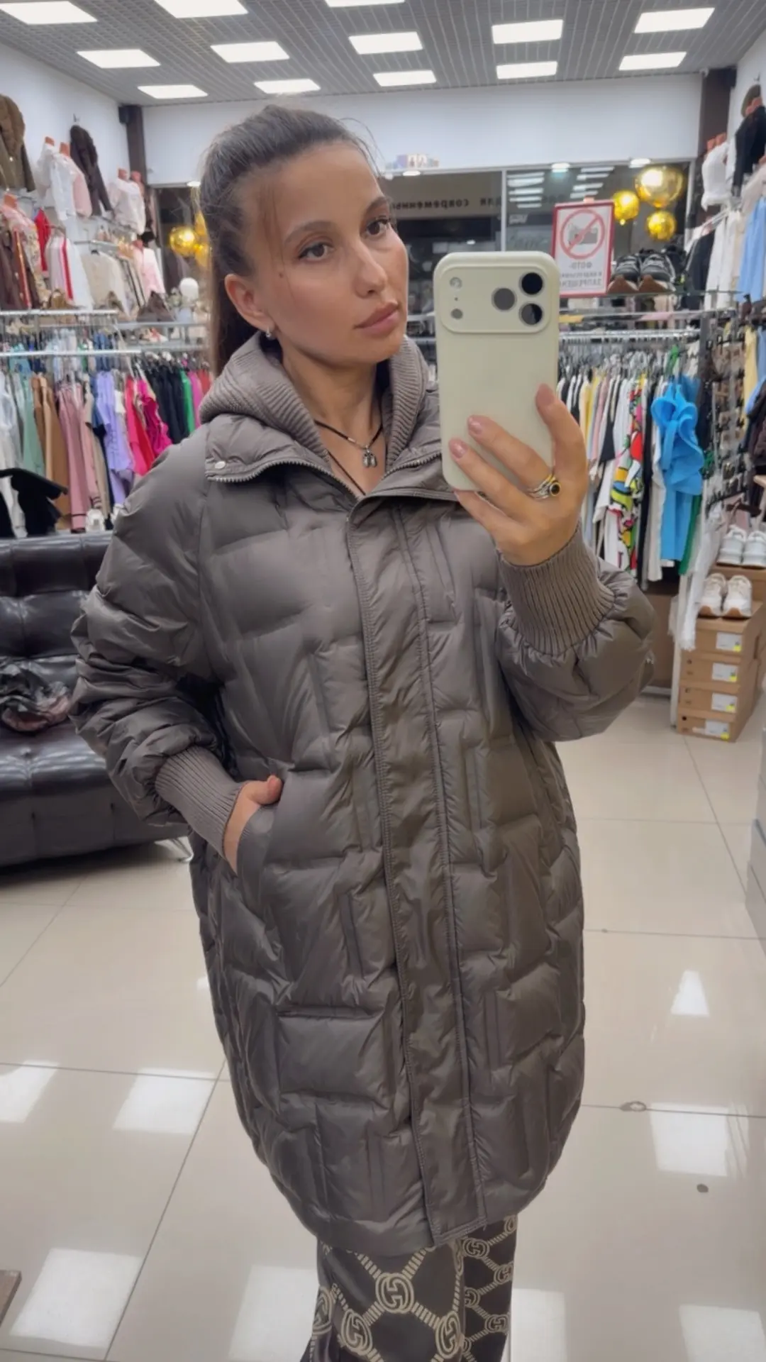 Куртка 42-52 : 7990-10%=7 200
