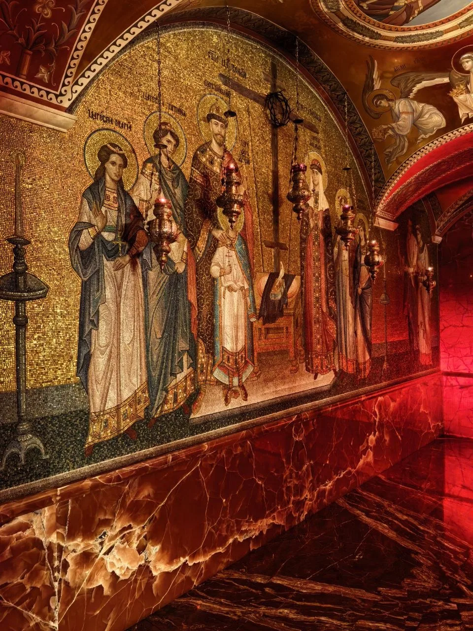 Место мученичества Святых Царственных Страстотерпцев.