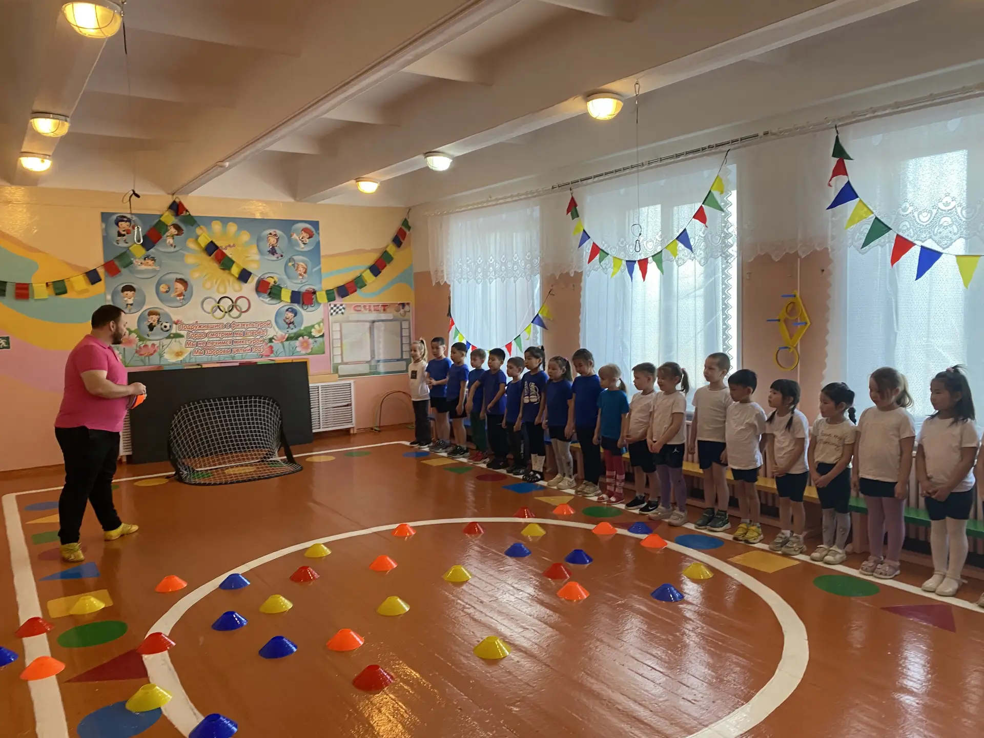 Проект "Футбол в школе" набирает обороты👍.⛹️‍♂️⛹️‍♀️⚽. Сегодня 17 февраля у нас прошла...