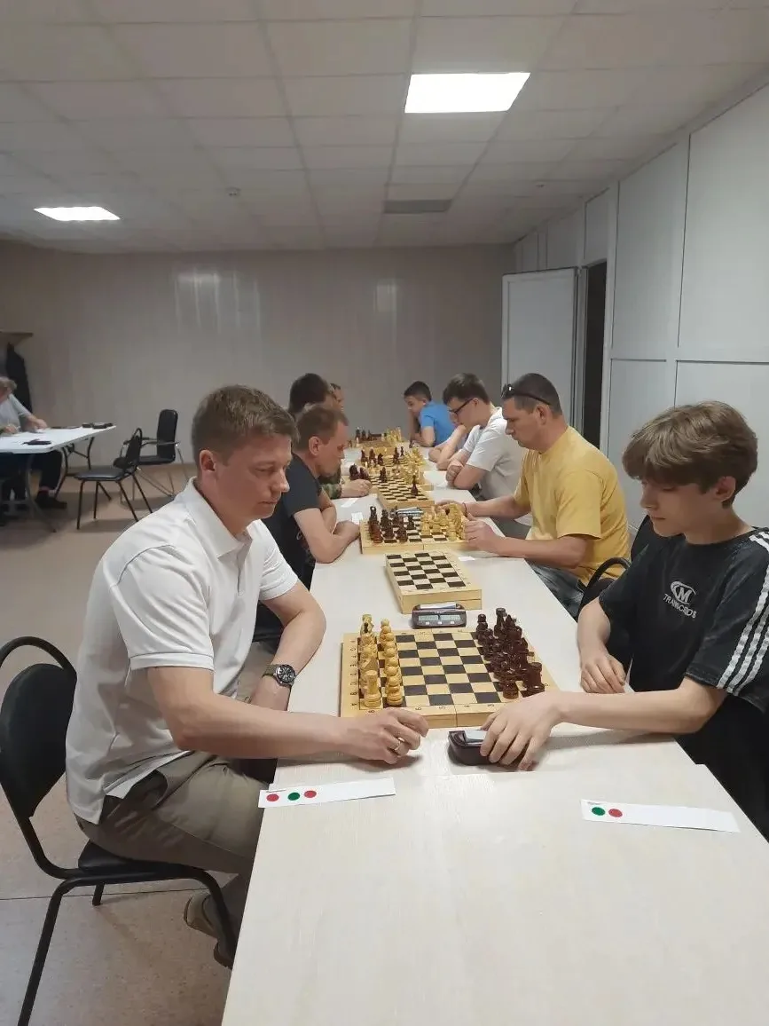 ♟️ Шахматный турнир «Кубок губернатора»: наш директор в четвёрке сильнейших!