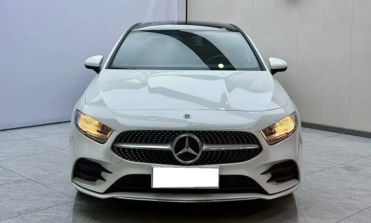 Mercedes-Benz А180 L Sport