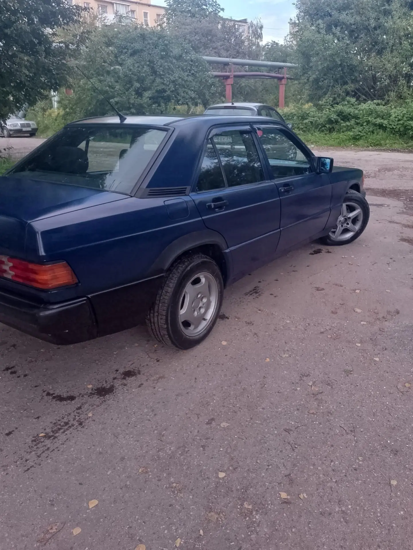 Продам либо обменяю с вашей доплатой  mercedes 190 1.8. двигатель по документам всё чёт...