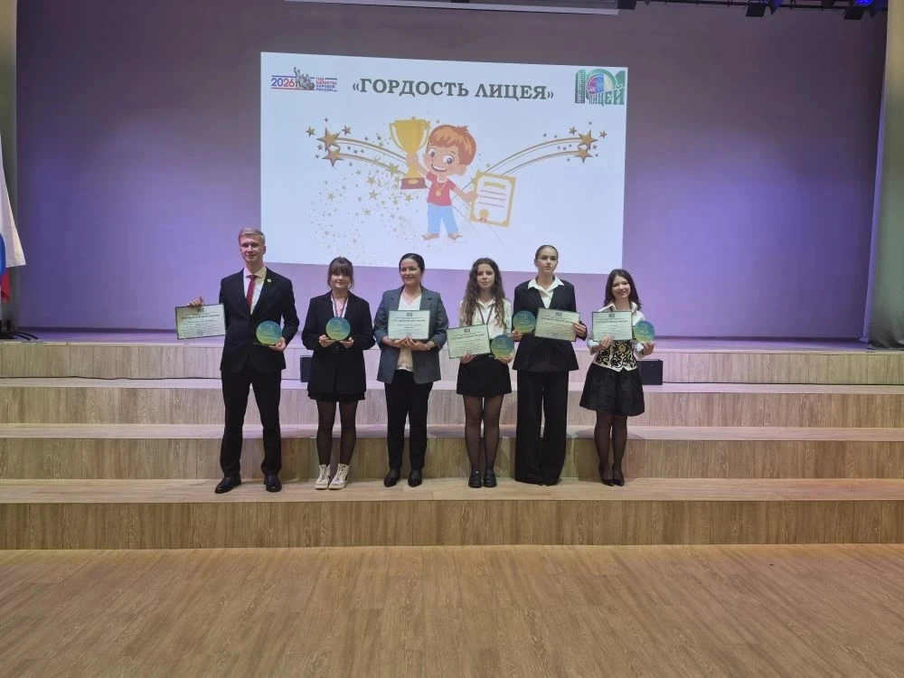 📚У наших одиннадцатиклассников в самом разгаре экзамены — время серьёзной проверки зна...