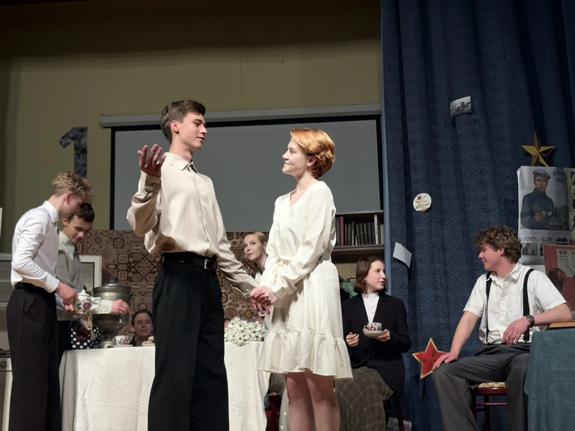 Сегодня у нашего школьного театра «Перспектива» – знаменательный день! 🎭  Состоялась долгожданная пр