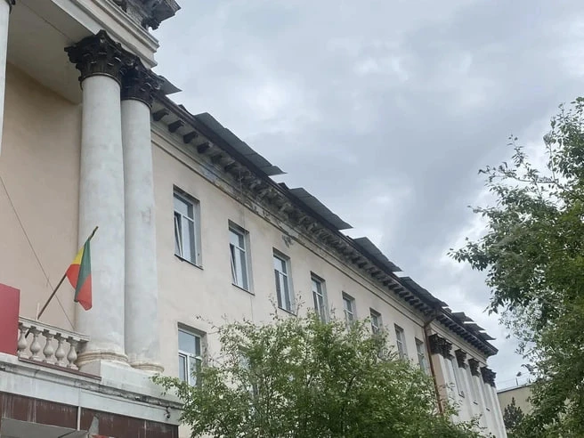 Капитальный ремонт старинного здания политеха начали в Чите.

Пресс-секретарь городского комитета об