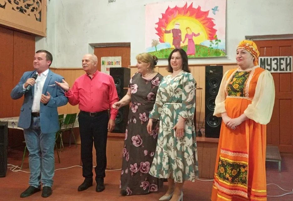 ОДИН ПРЕКРАСНЫЙ ЛЕТНИЙ ДЕНЬ