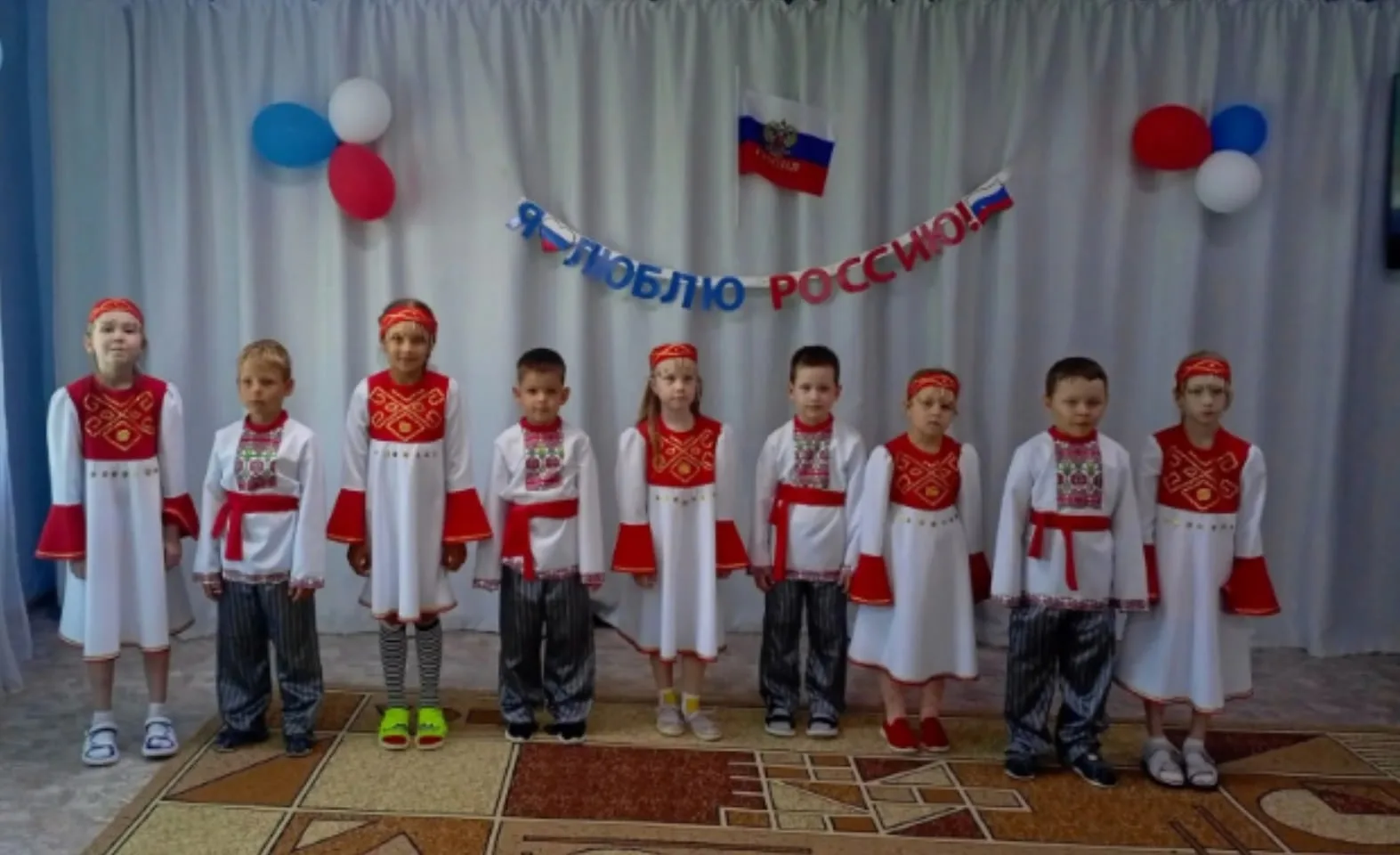 В рамках  конкурса «Ача садĕнче Акатуй" Путешествие в мир сказок солнечного края,
в нашем детском са