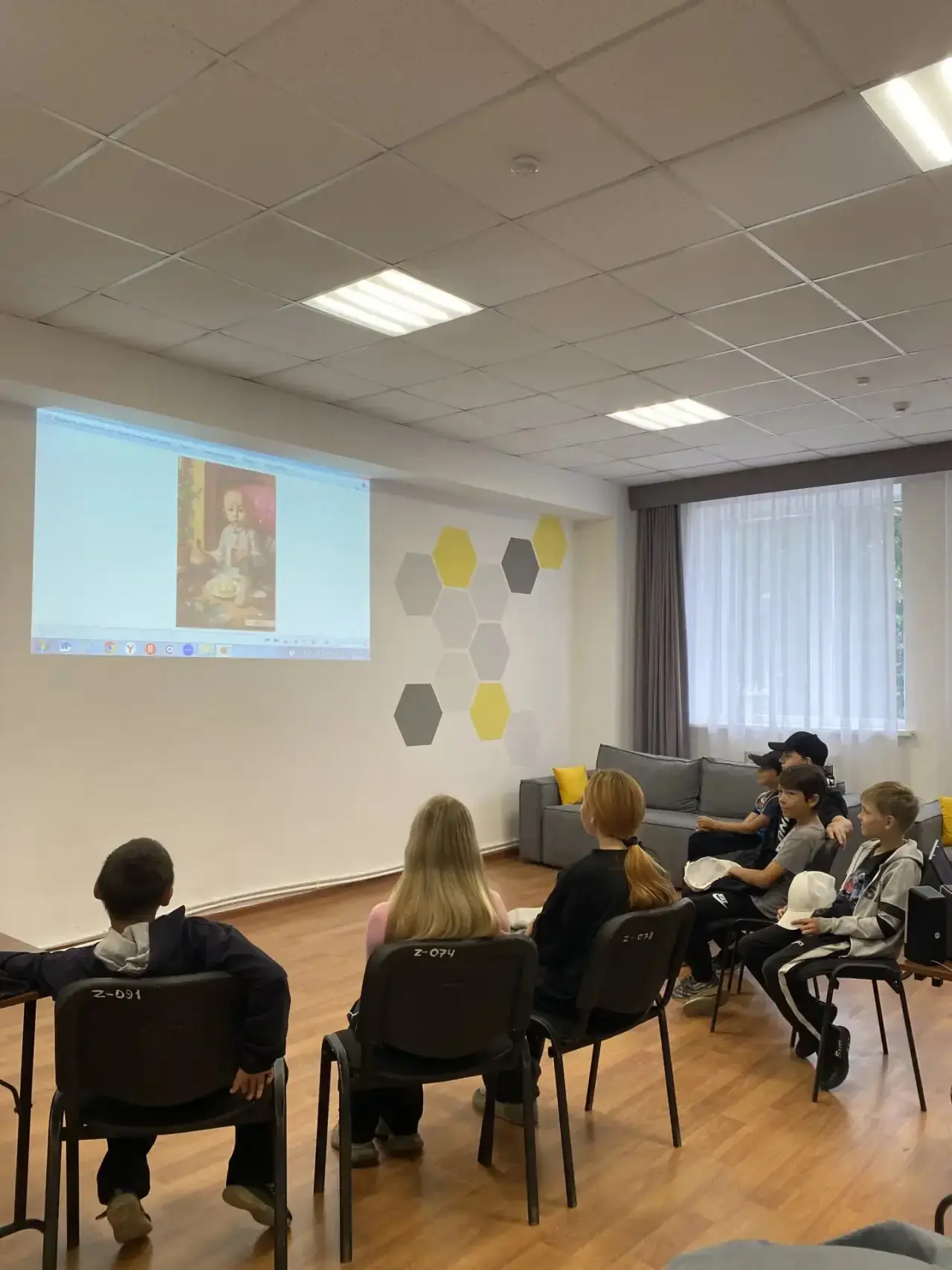 Сегодня в нашем центре прошла тематическая викторина, посвященная Дню Республики Татарс...