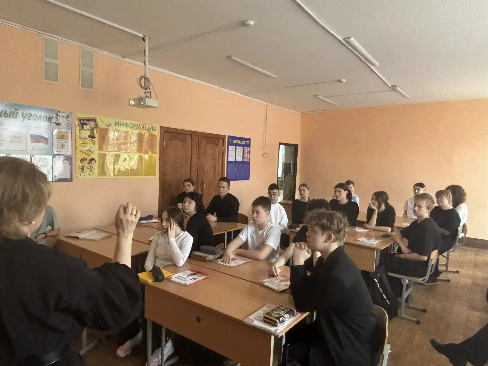 🕯️ Мы помним. Мы не молчим. Мы не дадим забыть. С 10 апреля в нашей школе проходят классные часы и б