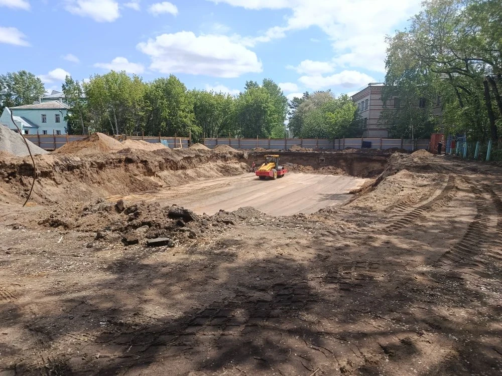 Продолжается строительство нового терапевтического корпуса Белогорской межрайонной боль...