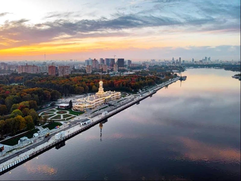 Водная прогулка за 80 ₽