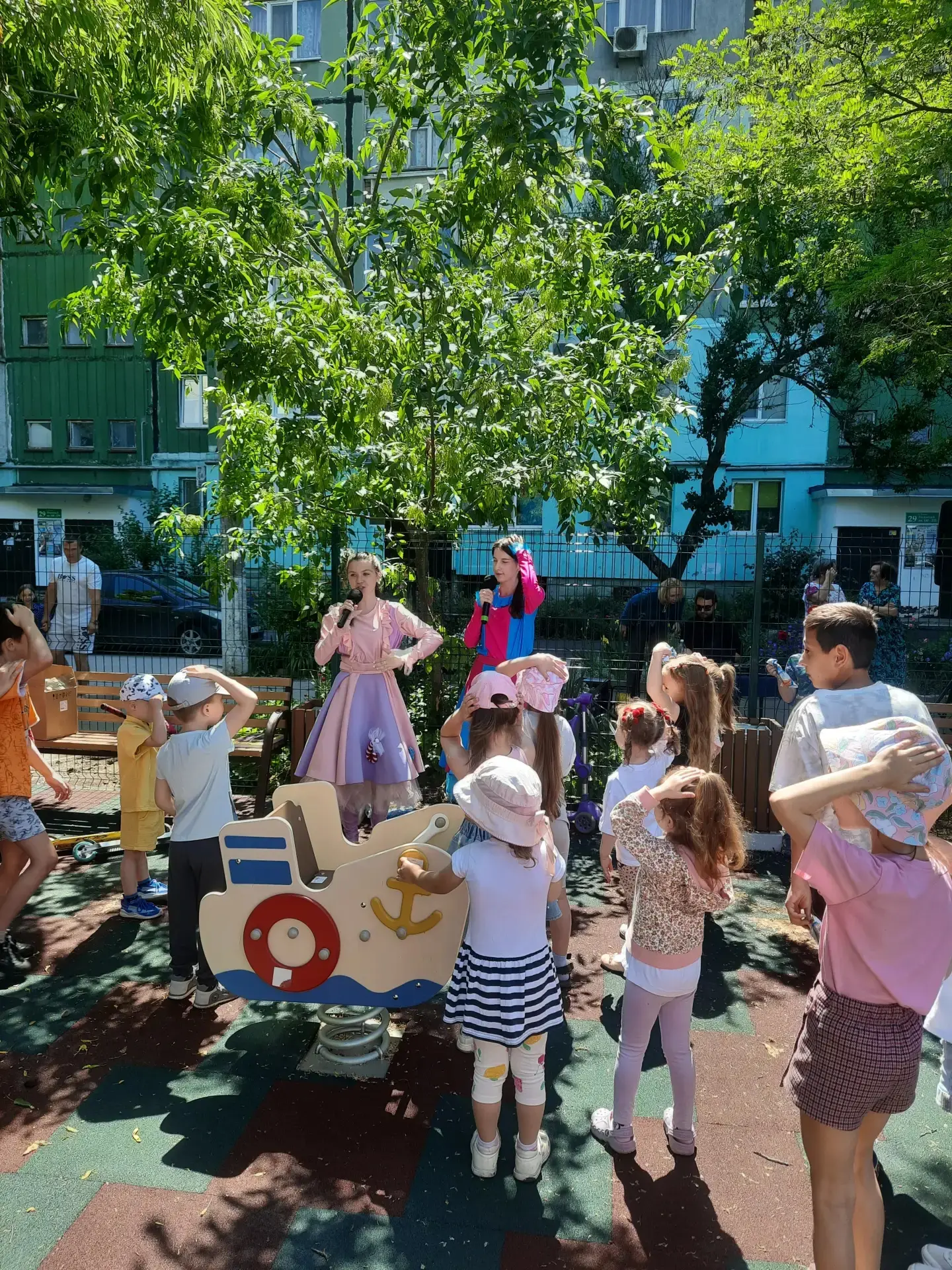 🎉 Праздник на новой площадке!

12 июня, в День России, на улице Маршала Жукова состоялось торжестве