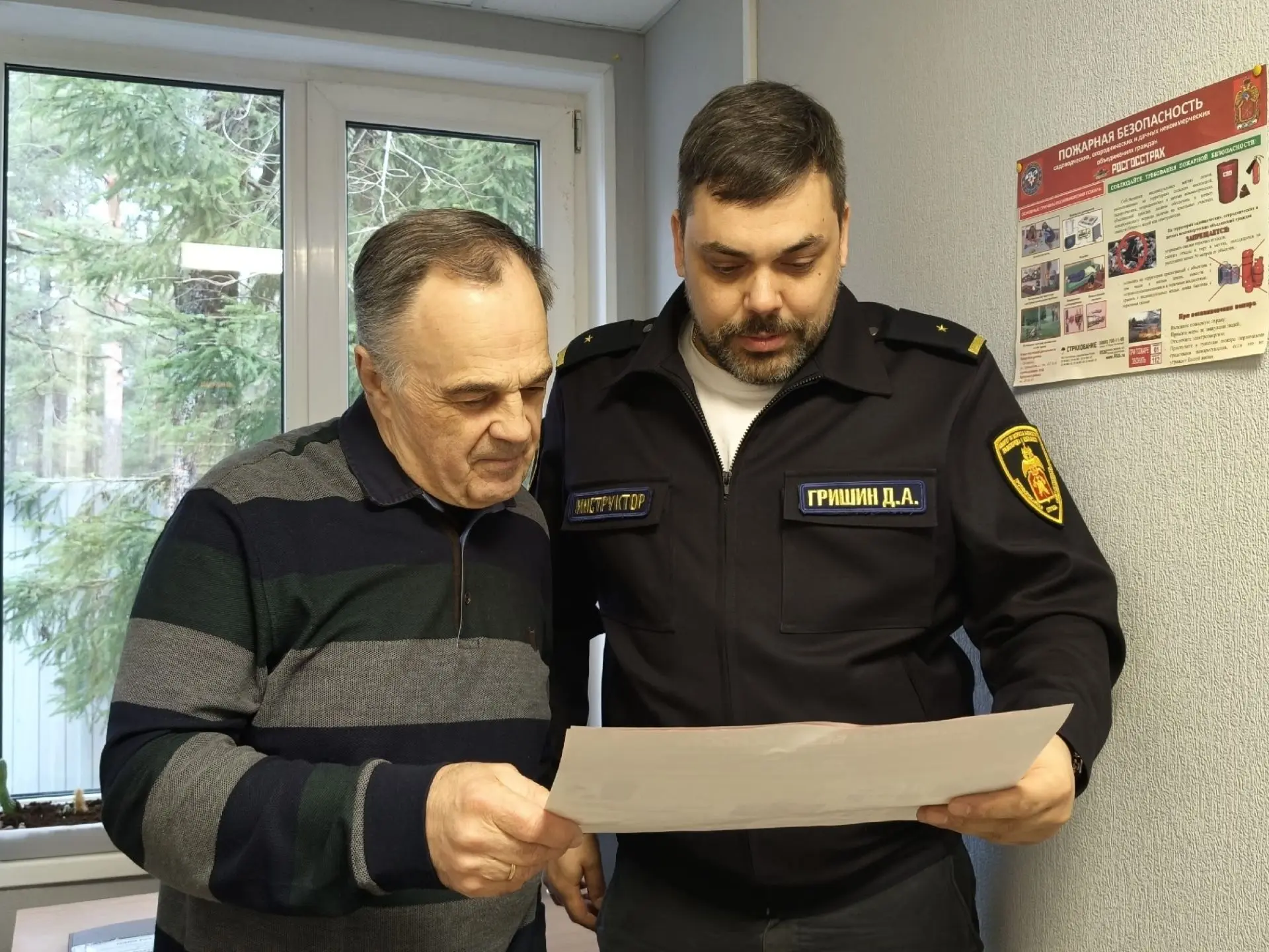 🚒 Пожарно-спасательные отряды: главное за неделю  ⭐ ПСО Выборгского района Сотрудники отряда напомни