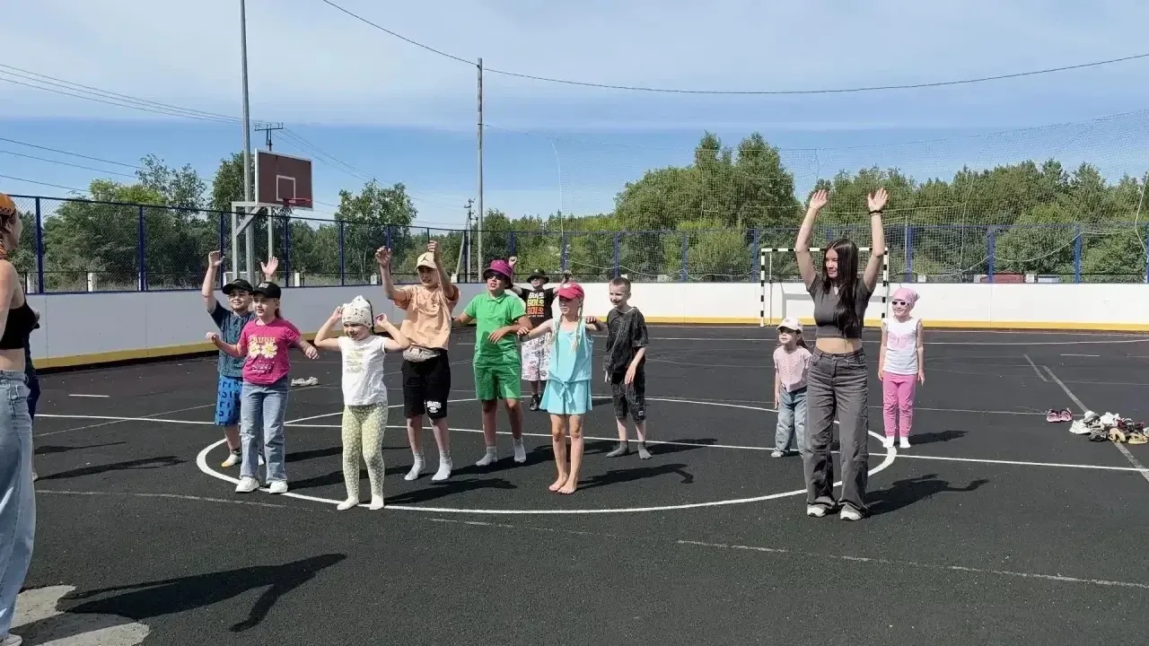 Вторая смена пришкольного лагеря «Вединята» в полном разгаре!
Сегодня на площадке не просто утренняя