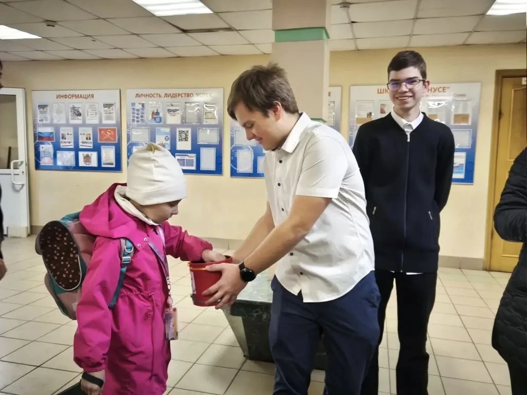 🌸 Сегодня в нашей школе стартовала традиционная весенняя неделя психологии. Утро началось с особой а