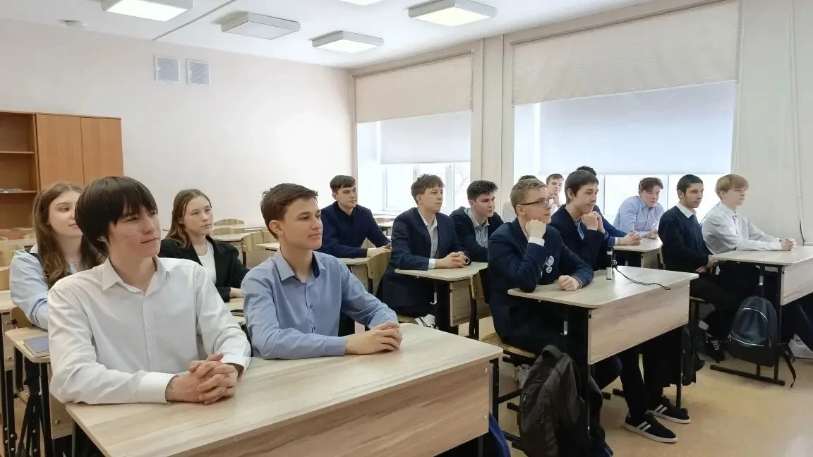 ПРОФОРИЕНТАЦИЯ. СКОЛКОВО   Сегодня состоялась важная встреча для учеников 11 класса лицея. Мы провел