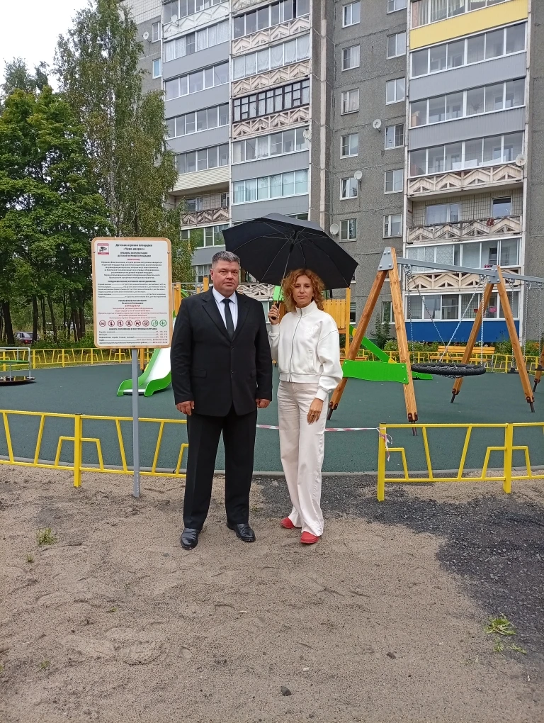 👧👶 В Кондопоге открылась новая детская площадка