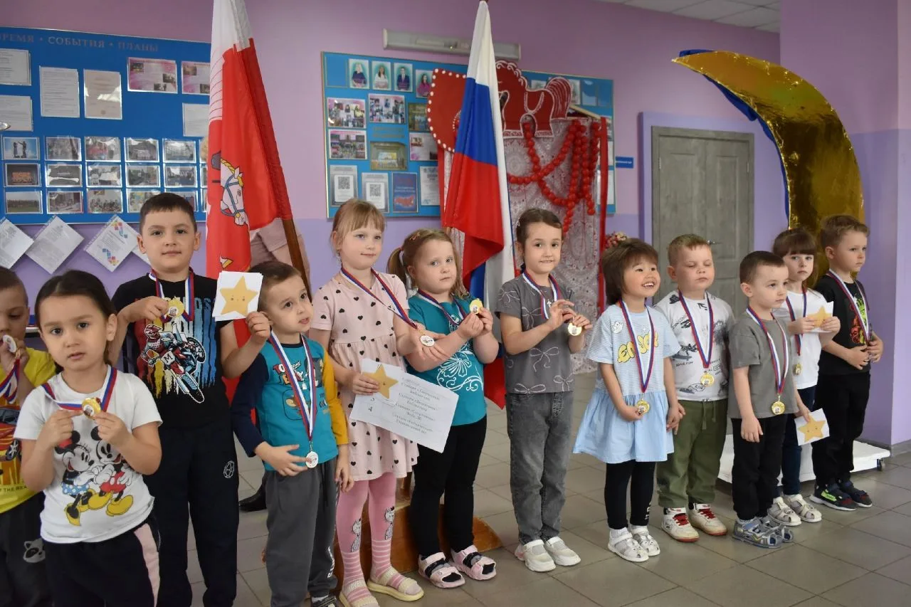 Воспитанники дошкольного  уровня  посетили МБУ "Вдохновение", где для них прошел праздн...