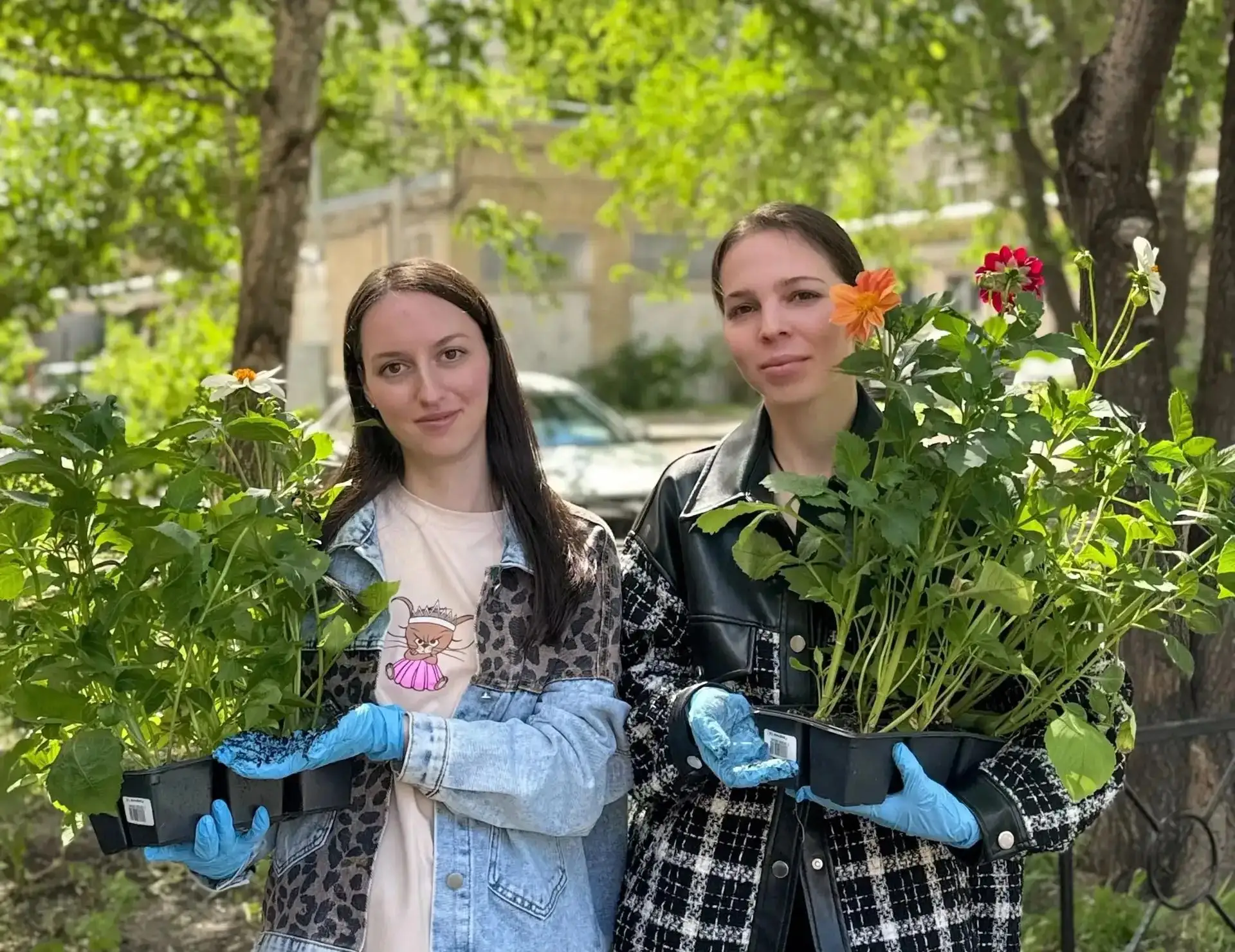 «Терапия красотой»: все на пользу здоровью

Благодаря молодежному активу Профсоюза СГКБ СМП территор