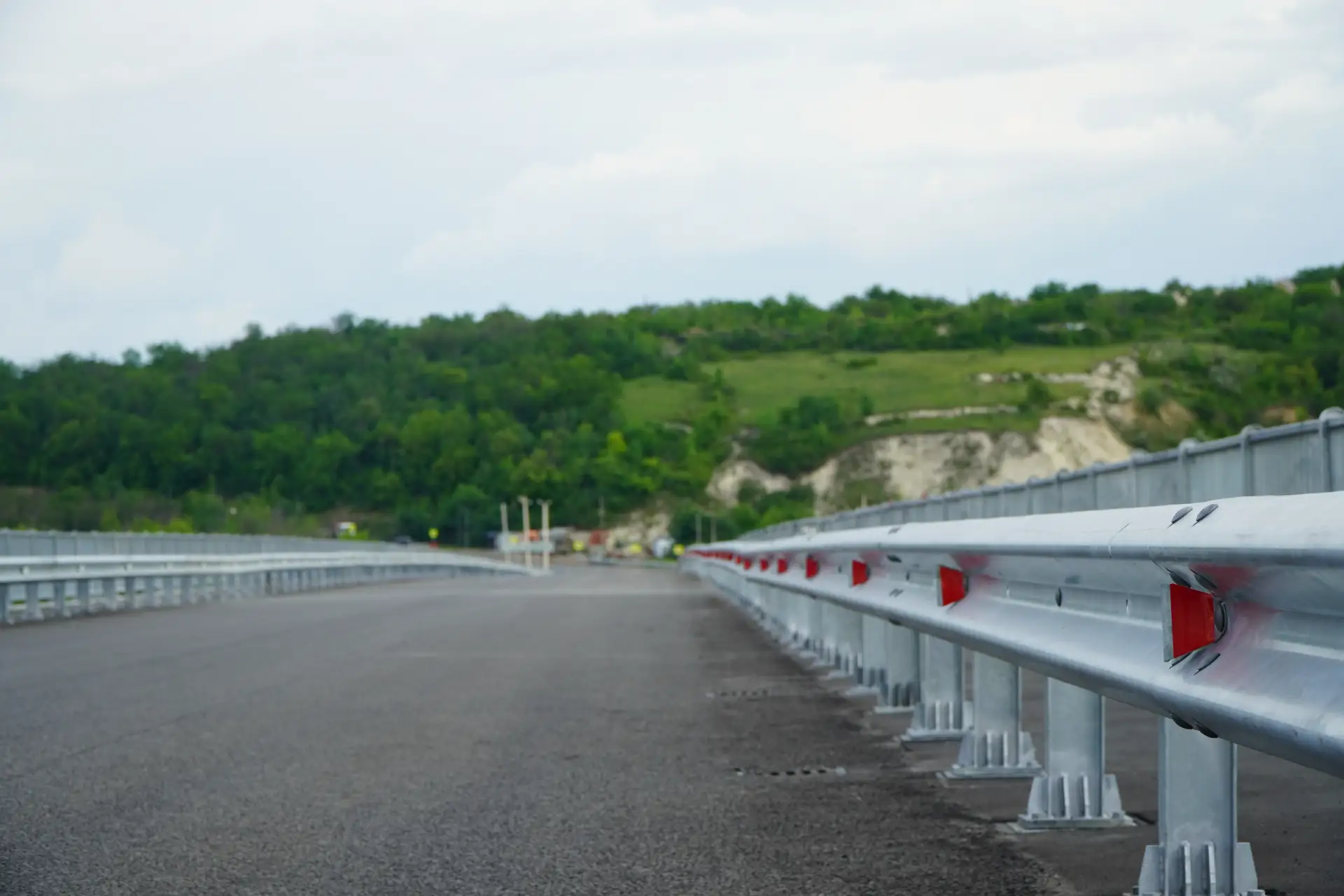 🛣️ Средства от штрафов за нарушения ПДД направят на повышение безопасности автодорог ЛНР