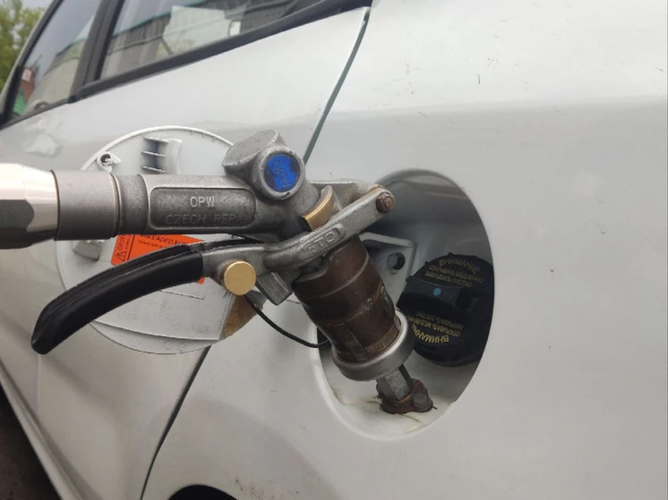 ⛽ В Рубцовске расширили список тех, кто может заправляться без очереди

С 31 июля АЗС на улице Арычн