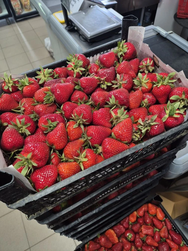 НОВАЯ ПОСТАВКА КЛУБНИКИ УЖЕ В НАЛИЧИИ 🍓