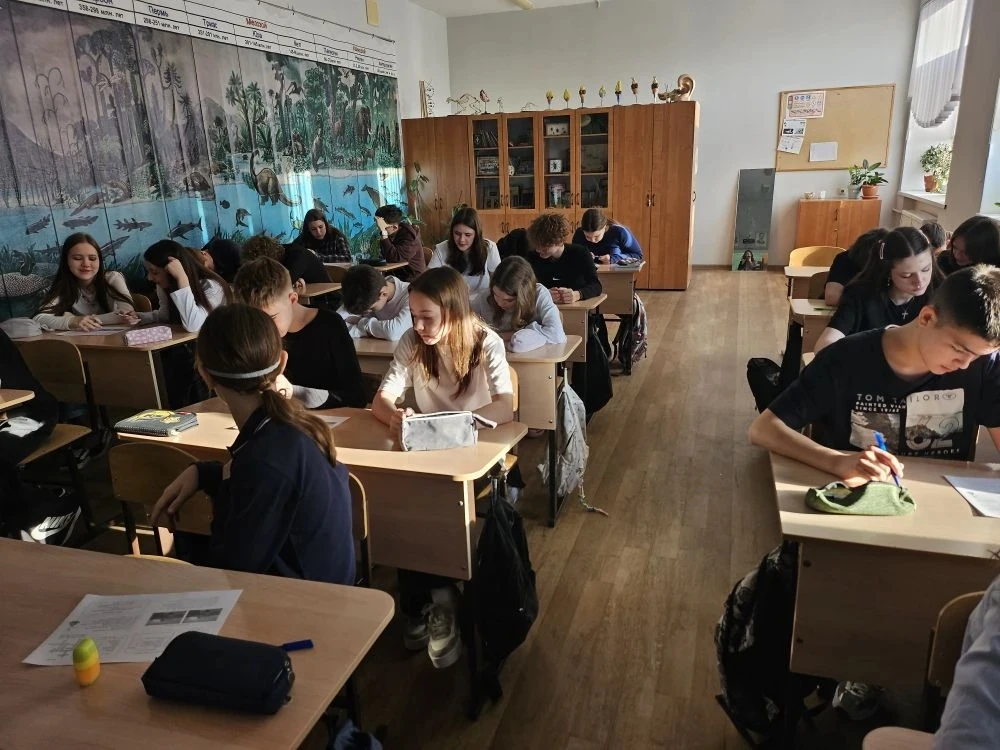 В этом году наша страна празднует 12 годовщину важного события новейшей истории – воссоединения полу