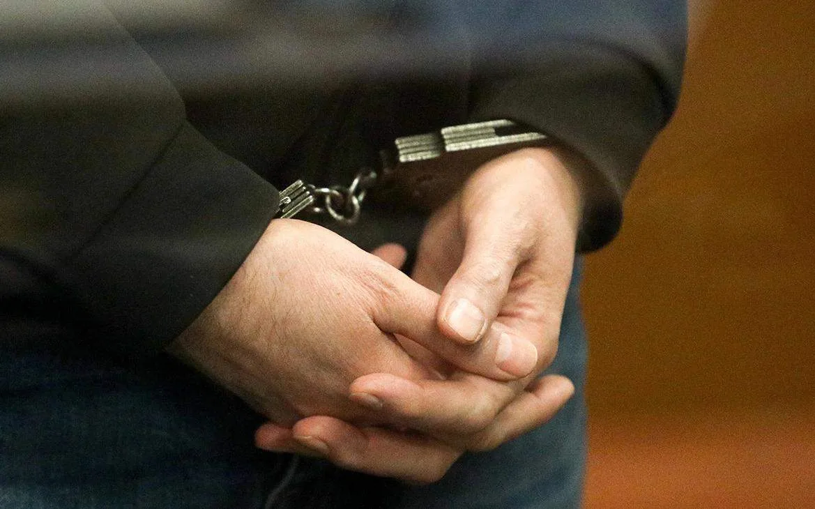 🚨 В Каменске-Уральском мужчину осудили за жестокое обращение с сожительницей