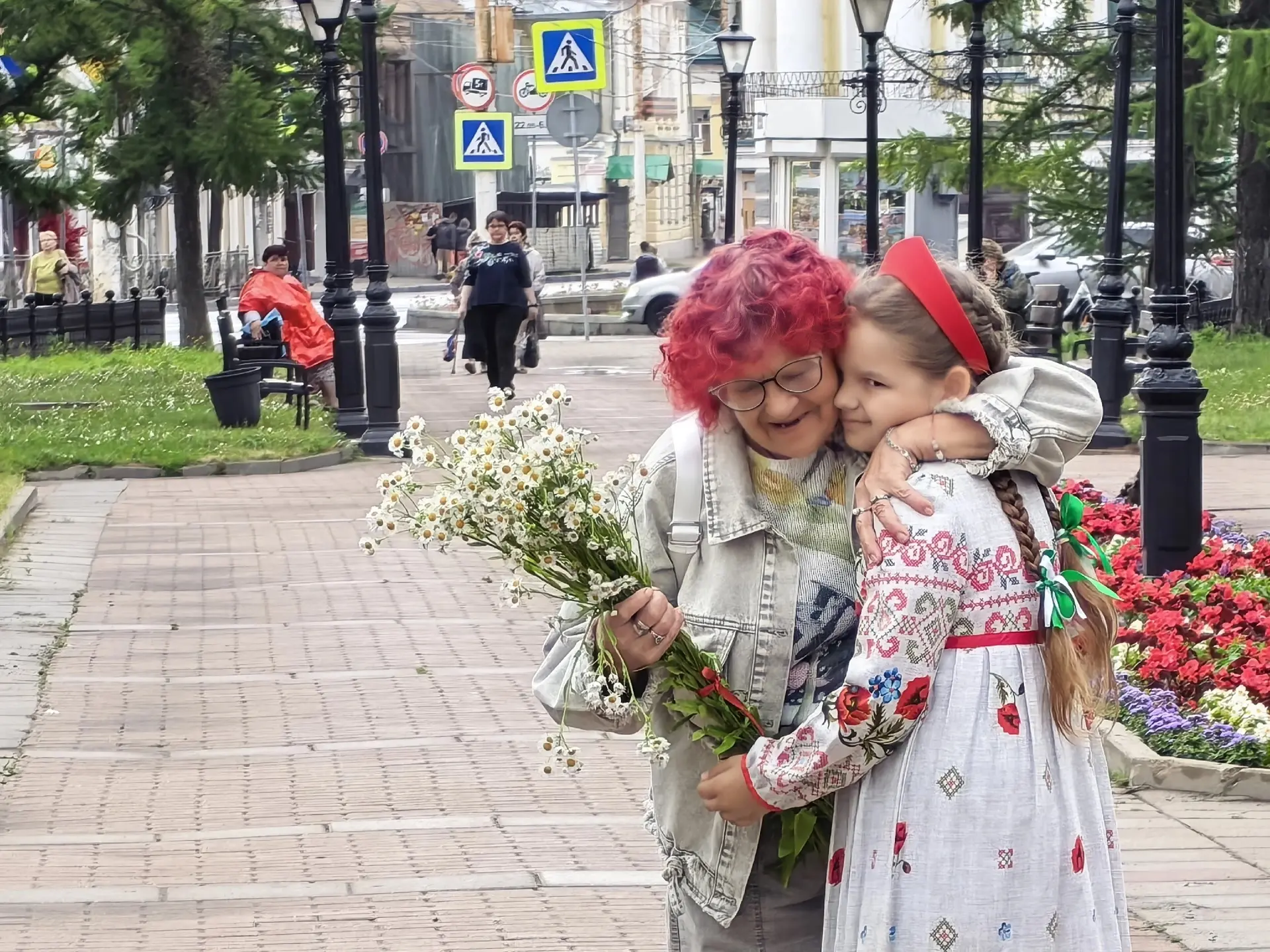 В преддверии Дня семьи, любви и верности в Штабе общественной поддержки Единой России п...