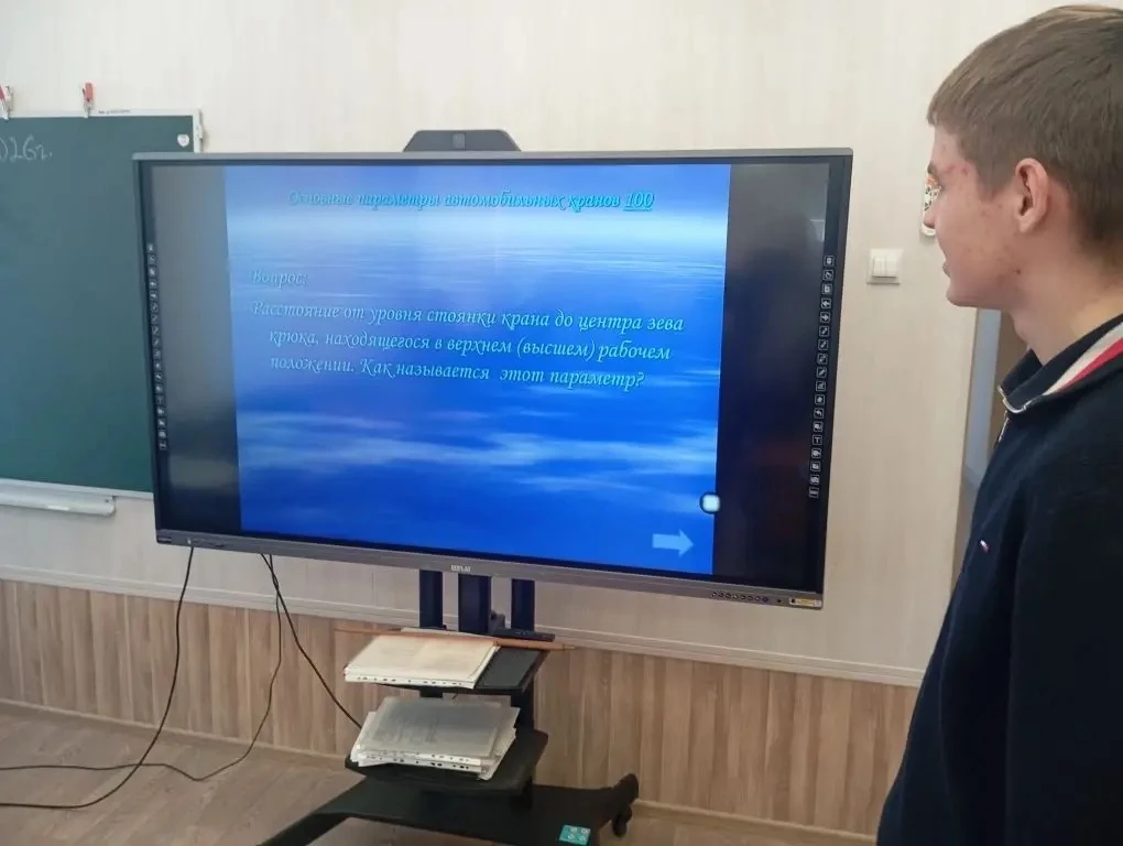 🎓 Своя игра: проверка знаний в неформальном формате  24 марта в рамках декады крановщика преподавате
