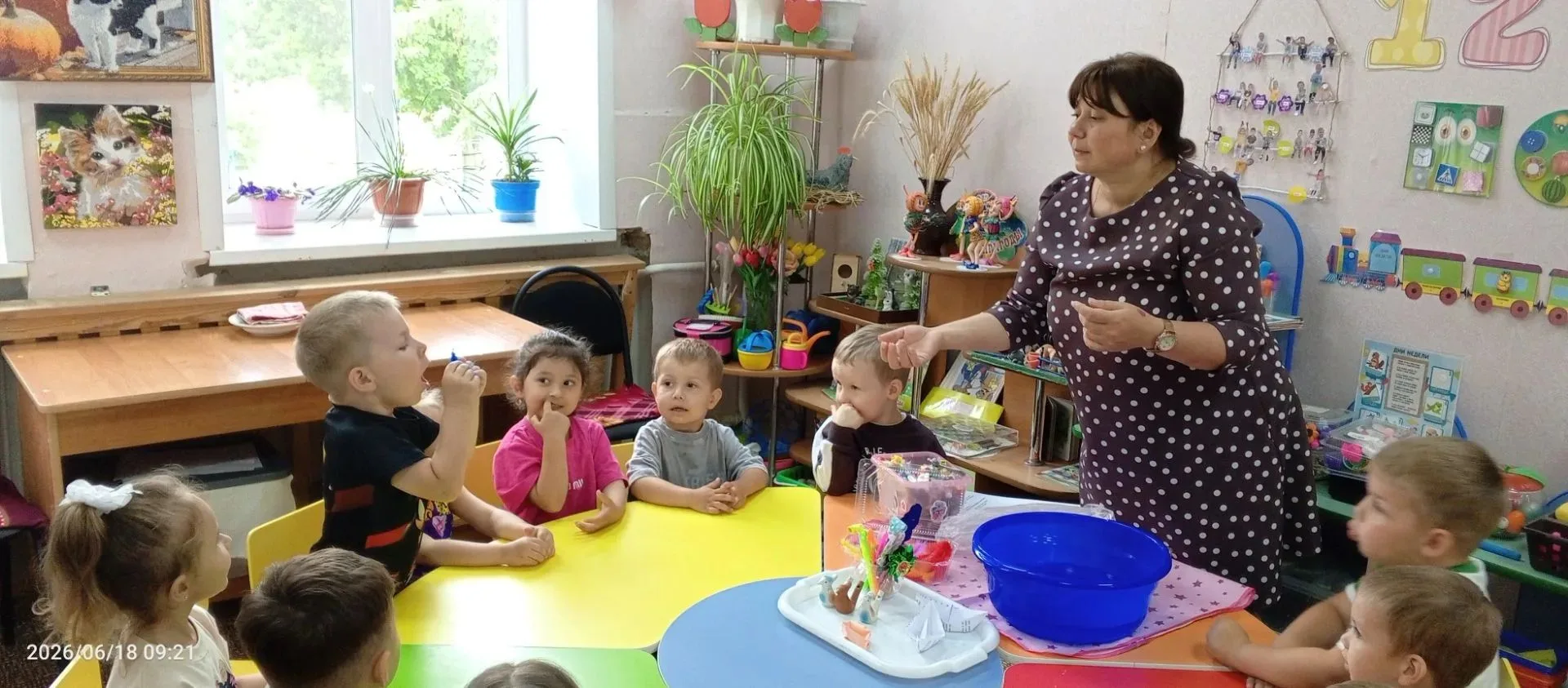 ЛАБОРАТОРИЯ НЕЖИВОЙ ПРИРОДЫ!⚖️
﻿﻿﻿
﻿💦В средней  группе " Непоседы", воспитатель Фисенко Т.В., закон