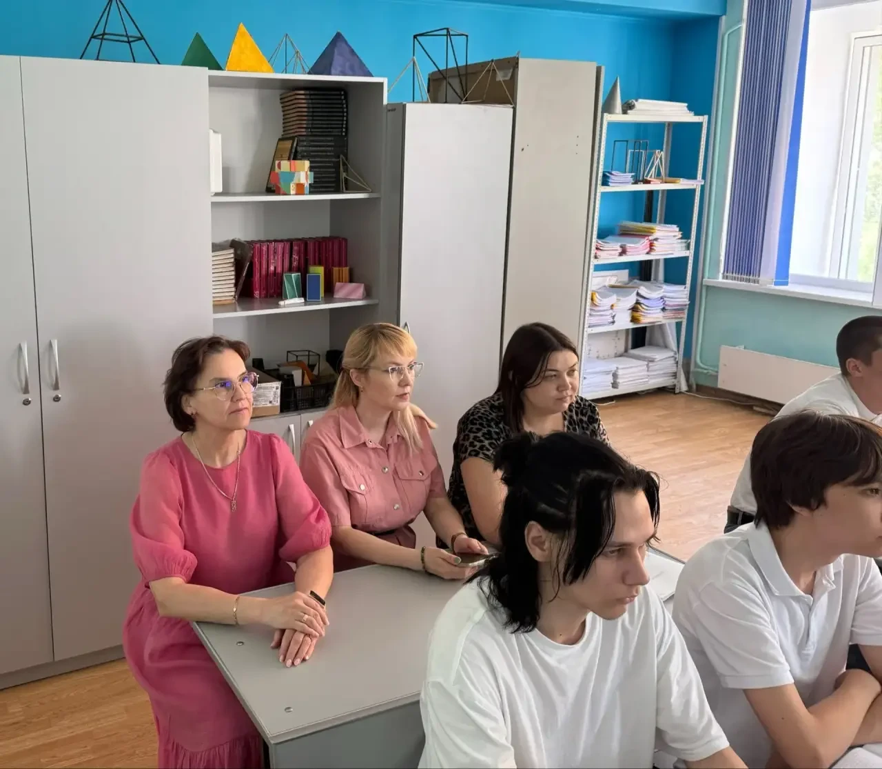 🚀 Открытый урок по теме «Стереометрия в искусстве»