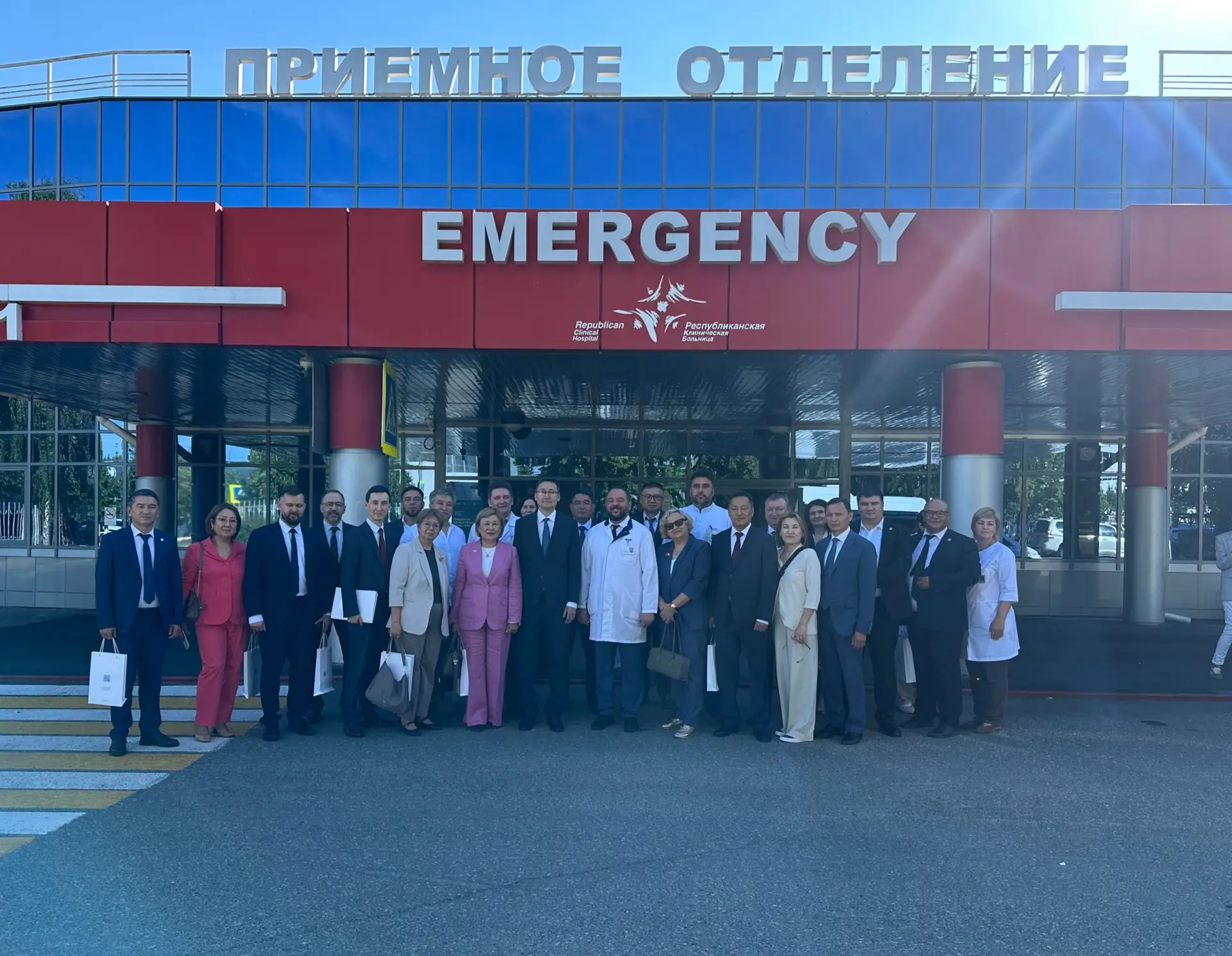 🇰🇿 Ректоры и руководство Минздрава Казахстана изучили работу РКБ Татарстана
 
🥼 Первый вице-минис