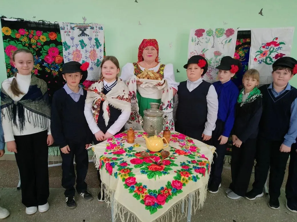 🌞Масленица — это древний  🎉🎊🎁праздник, который отмечают перед Великим постом.📖✍ Вс...