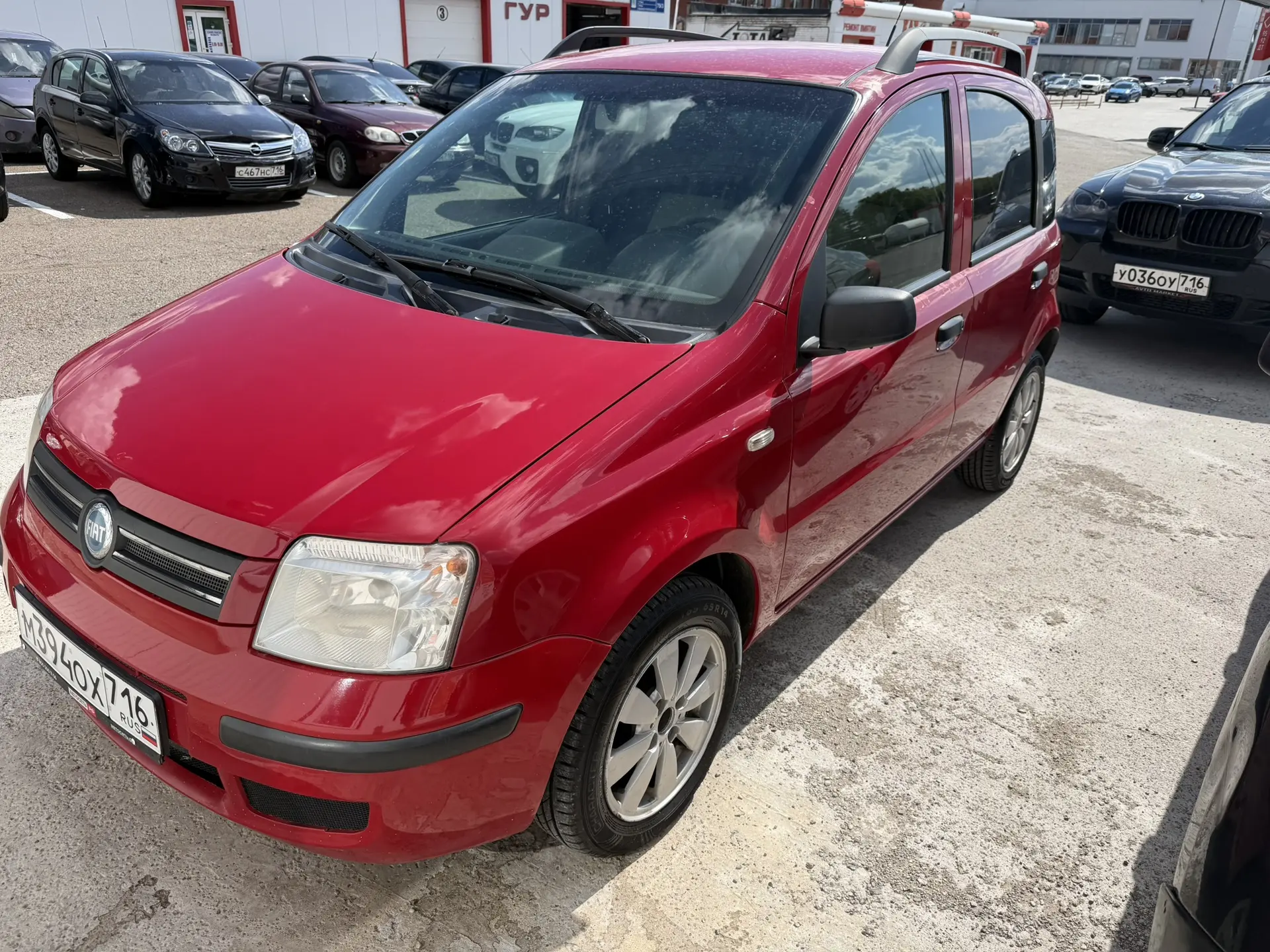 Фиат панда 2007 автомат 
Гур кондиционер 
На литье новая летняя резина 
Юр чист на отличном ходу 
26