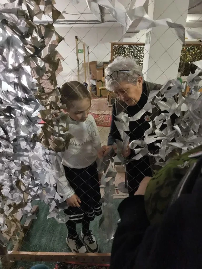 🚨Тревога не для паники, а для добрых дел     Сегодня во время воздушной тревоги ученики 2-В, 2-Г и 4