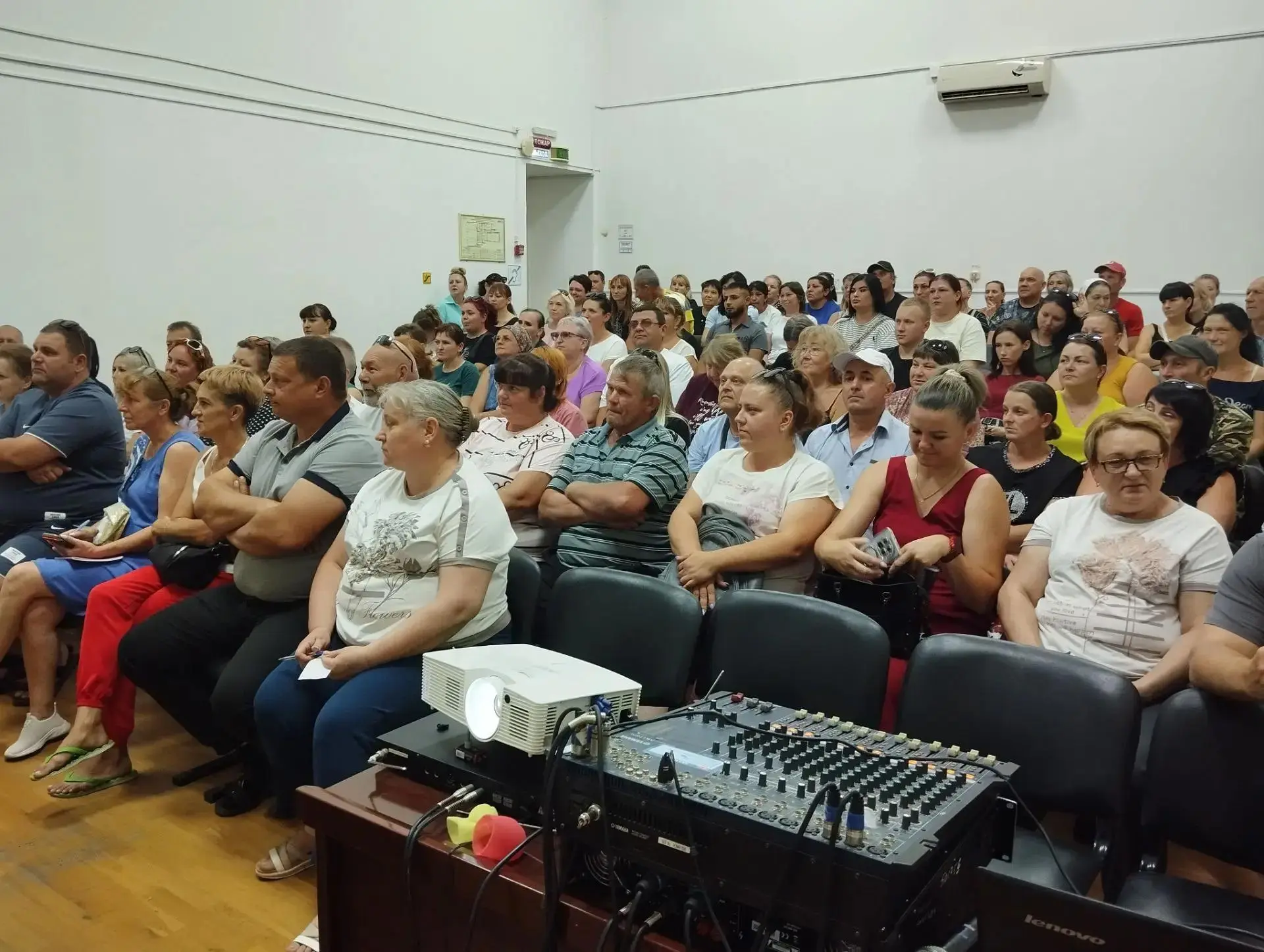 📚 Родительское собрание для зачисленных студентов прошло в ГБПОУ КК «ЩИТ»
