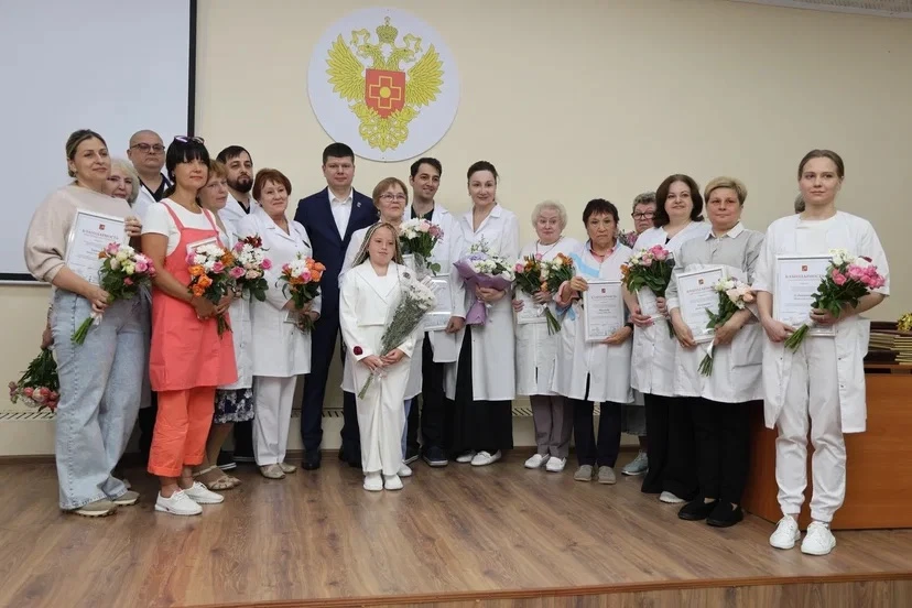 🏥В преддверии Дня медицинского работника поздравил коллектив Клинической больницы №21 

Клиническая