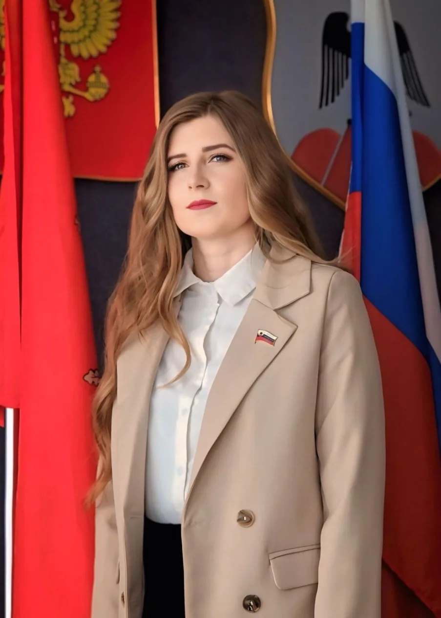 🎉 Поздравляем с днём рождения Марину Абрамову — депутата по избирательному округу № 1!