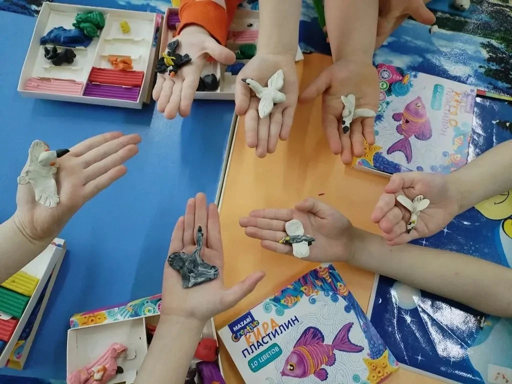 🦉 Наши юные экологи изучают редких птиц!  В подготовительной группе  14, прошло необычное занятие, п