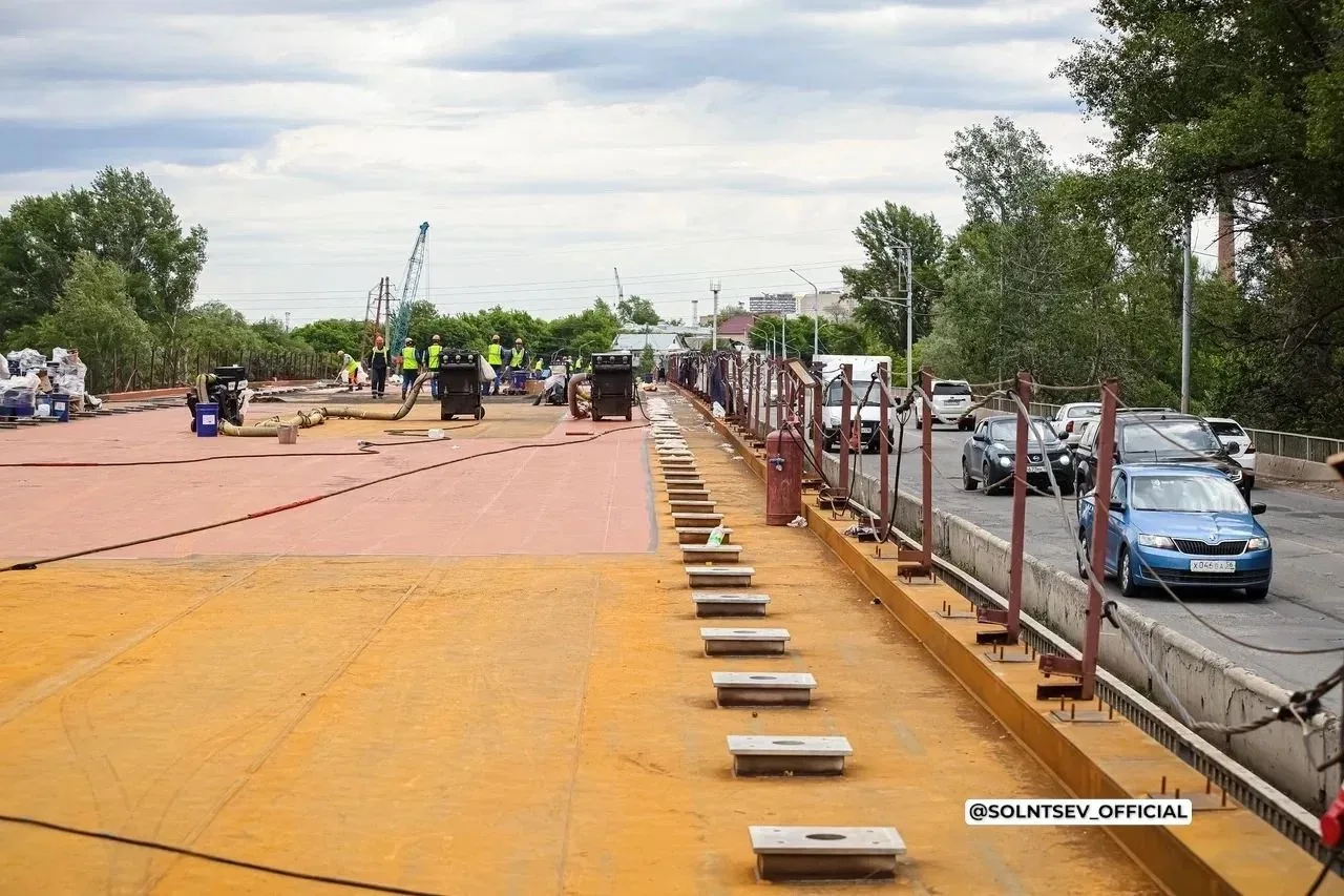 ❇ Готовность моста через р. Сакмара по пр. Братьев Коростелевых г. Оренбурга превышает 60 %. Ход рек