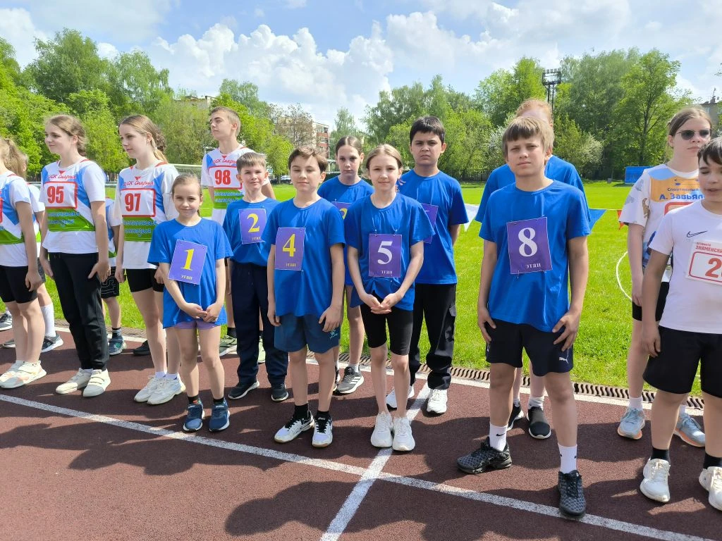🏆 В пятницу сборная команда нашей школы по лёгкой атлетике приняла участие в легкоатле...
