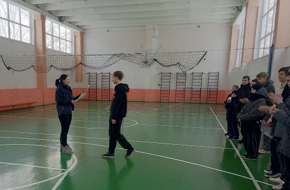 Сегодня сборная нашего лицея блестяще сыграла в финале Первенства Пролетарского района по шахматам и