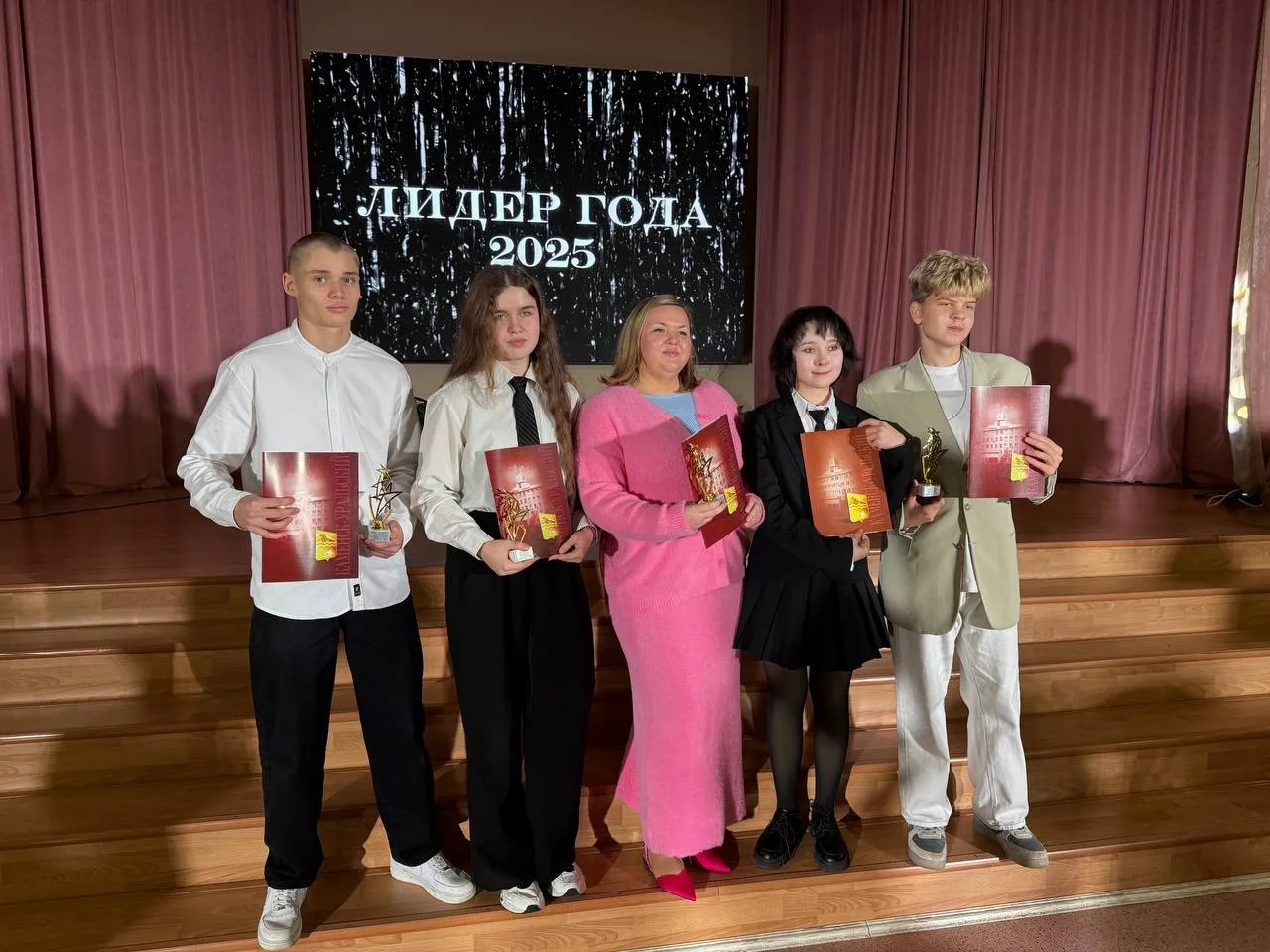 ✨🏆Сегодня на приеме у главы города подвели итоги городского конкурса 🌟Лидер года 2025🌟  🎊Поздравляем