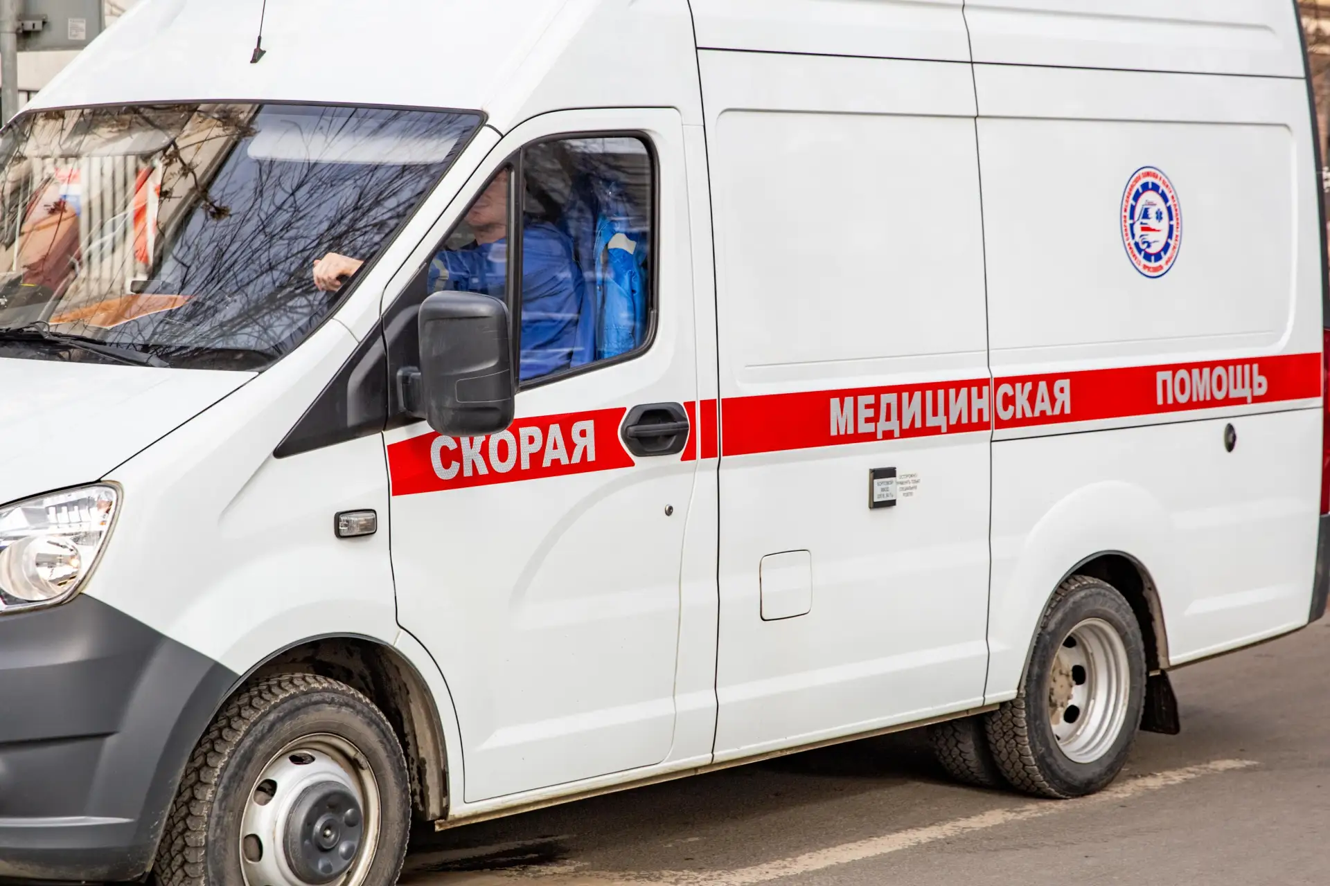 В аэропорту «Шереметьево» женщина родила ребёнка в туалетной комнате, а затем задушила ...