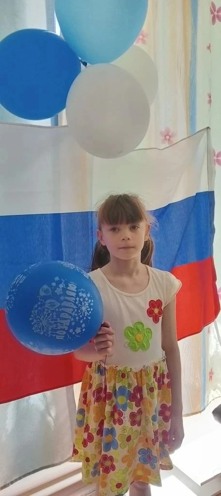 🌟🇷🇺 Участие в акции "Окна России"! 🇷🇺🌟

Учащиеся 1 "Г" и 1 "Б" украсили свои окна символами на
