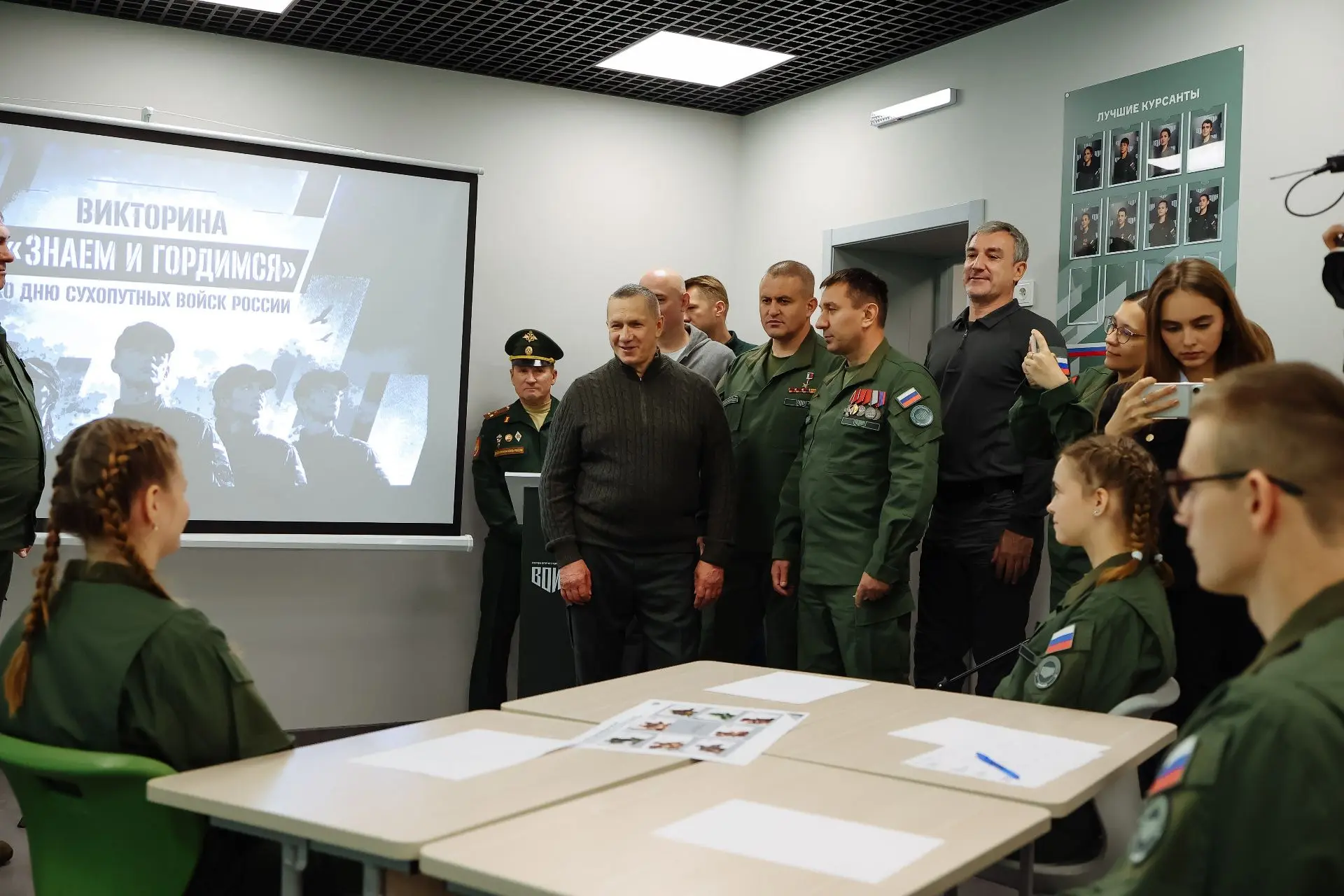 Вместе с полдпредом президента в ДФО Юрием Петровичем Трутневым посетили амурский филиа...